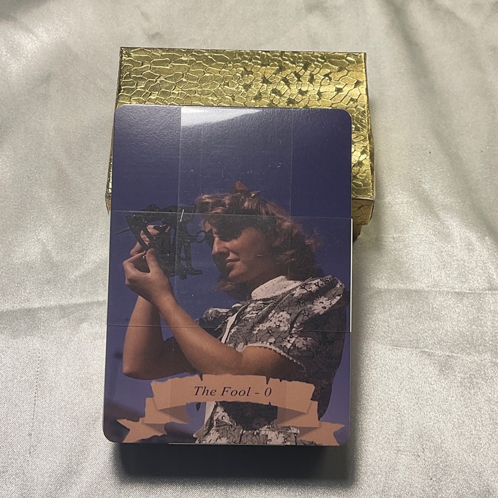 Vintage Themed Tarot Card Deck